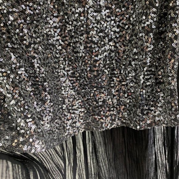 EXPRESS Crushed Sequin Bandeau Dress NWT - Picture 5 of 8